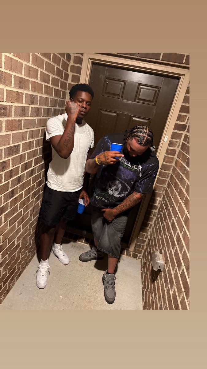 curttooffical's tweet photo. 🦅🦅 https://t.co/TkI3GRzTTn