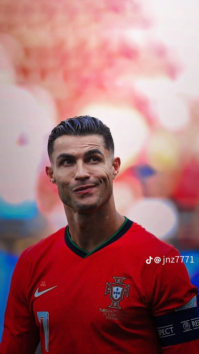 INOGETJOY's tweet photo. I won’t change profile photo 
I will wait until Portugal wins the World Cup 🥹
Ronaldo and the World Cup trophy will fit right in in my profile photo 🤲💙 https://t.co/F5YUOz3vbP