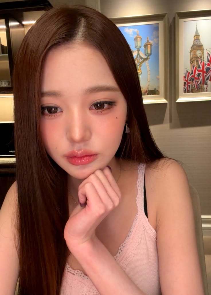 won_S2_U's tweet photo. 디엠으로 사정관리 해달라구 난리∿
벌써 빨대 꽂힌 호구남 2명이에요.🤏🏻💗
물론 실시💸💗로 뜯은 돈은 그대로 
자지큰💪🏻 서방님들한테 역실시💸🫶🏻😵‍💫 당하고 끈적베로츄👅💞  밑🫴🏻 희롱하기 편하시게 가랑이 벌리고 있기···ᝰꪑ
방파서 서방님 빨❗️딱💢 좆에 박힌채로
호구오빠한테 사랑한다고하기💔 https://t.co/expfnhImut