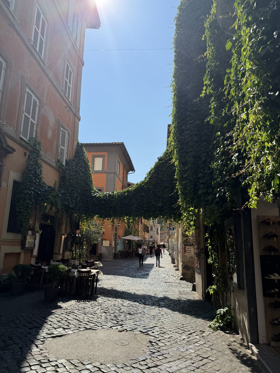 itsjjl_'s tweet photo. Updates from Rome 🇮🇹 https://t.co/cGVtrC8UrN