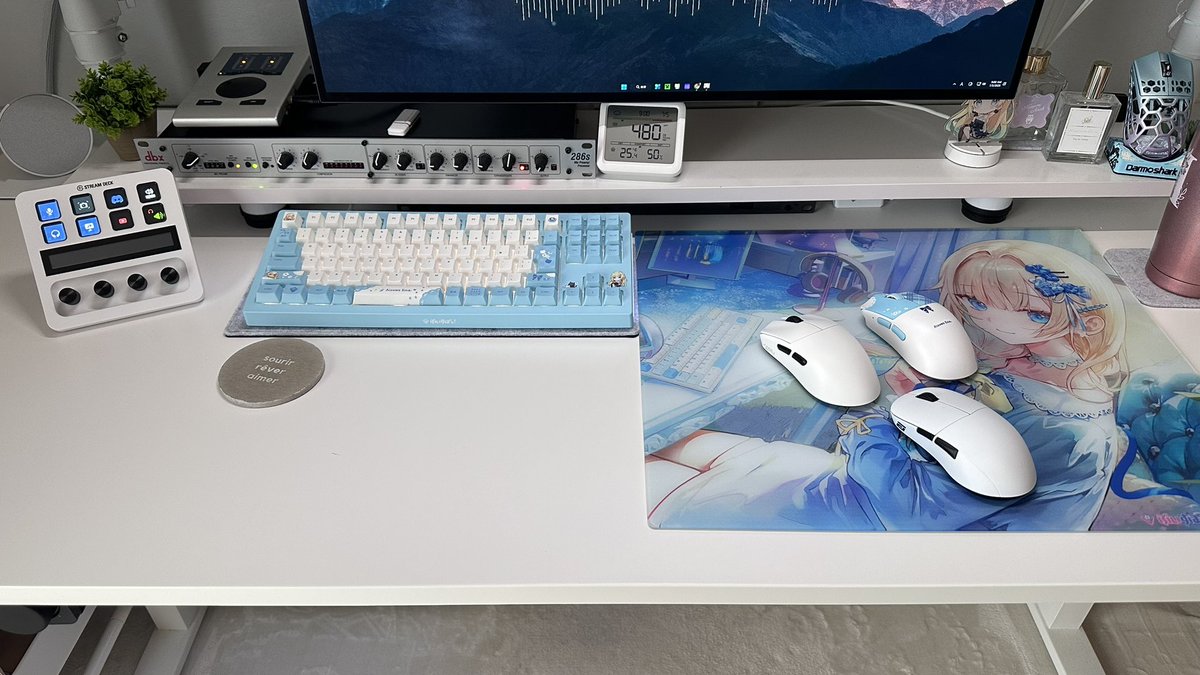 VeNM_PFC's tweet photo. いつもとは違う角度から

 #desksetup https://t.co/9NSl3StHOy