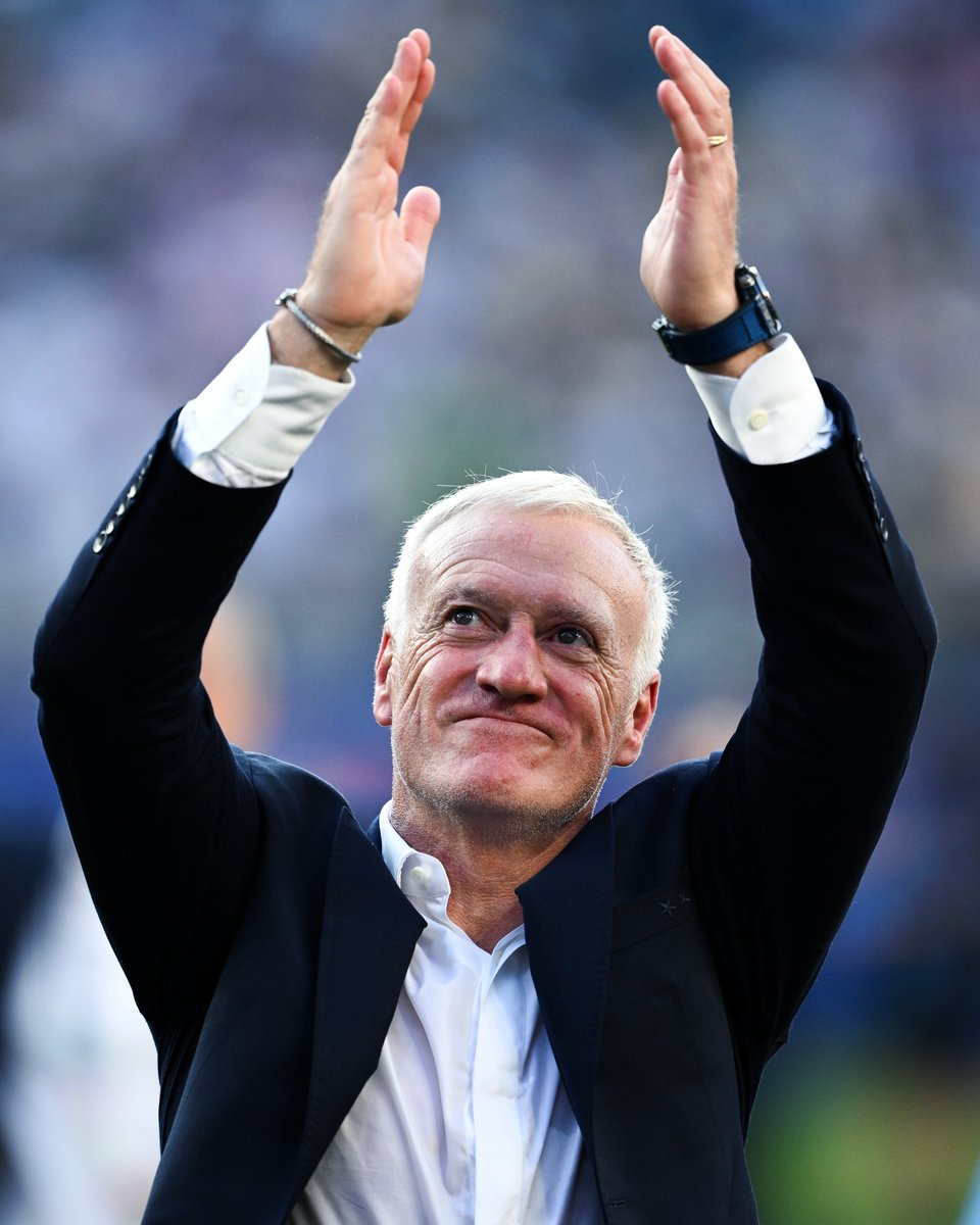 brfootball's tweet photo. Didier Deschamps becomes the first head coach to win 10 World Cup knockout ties 🇫🇷 https://t.co/EwjNTw7bBR