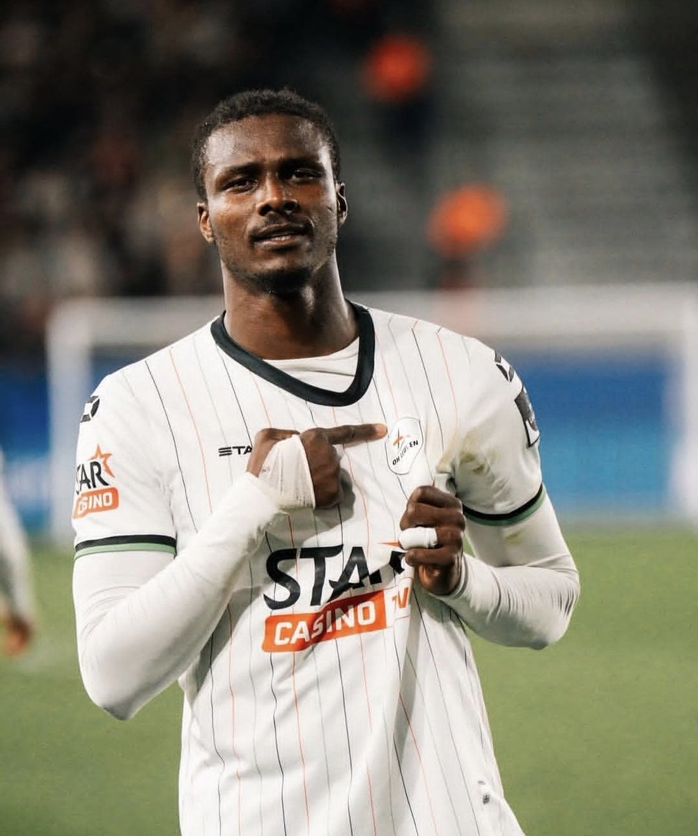 Cherifsowgn's tweet photo. 🚨 BREAKING NEWS 🇬🇳

Sory Kaba est sur le point de s'engager avec Al-Dhafra FC, aux Émirats arabes unis. 

L'international guinéen est attendu à Abou Dhabi pour finaliser son transfert dans les prochaines heures selon Tanou Diallo.

À 31 ans, l'ancien attaquant d'Elche devrait parapher un contrat d'un an, assorti d'une année supplémentaire en option.