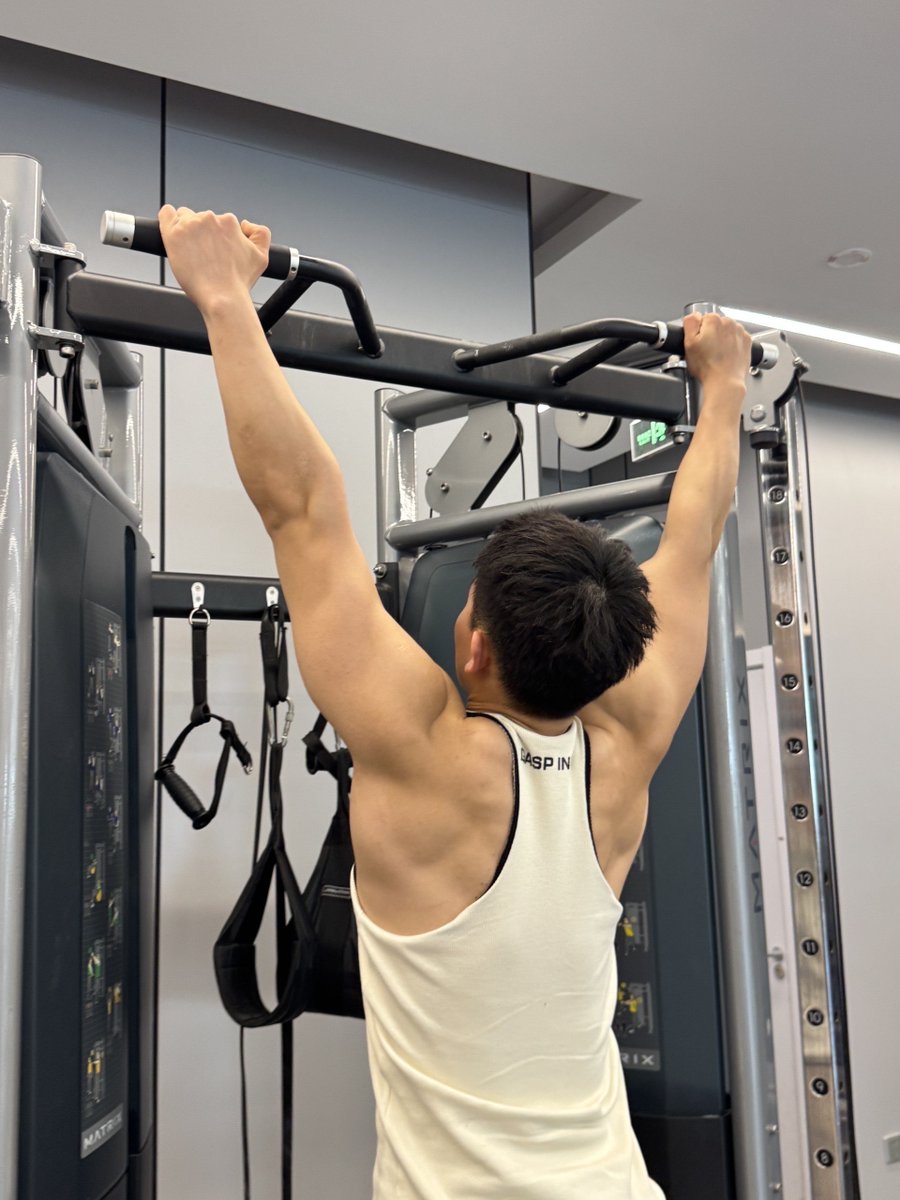 minimkco's tweet photo. Breaking limits today, growing stronger tomorrow. No excuses, just push through—your next level’s waiting!， https://t.co/Z4UXQm7imk