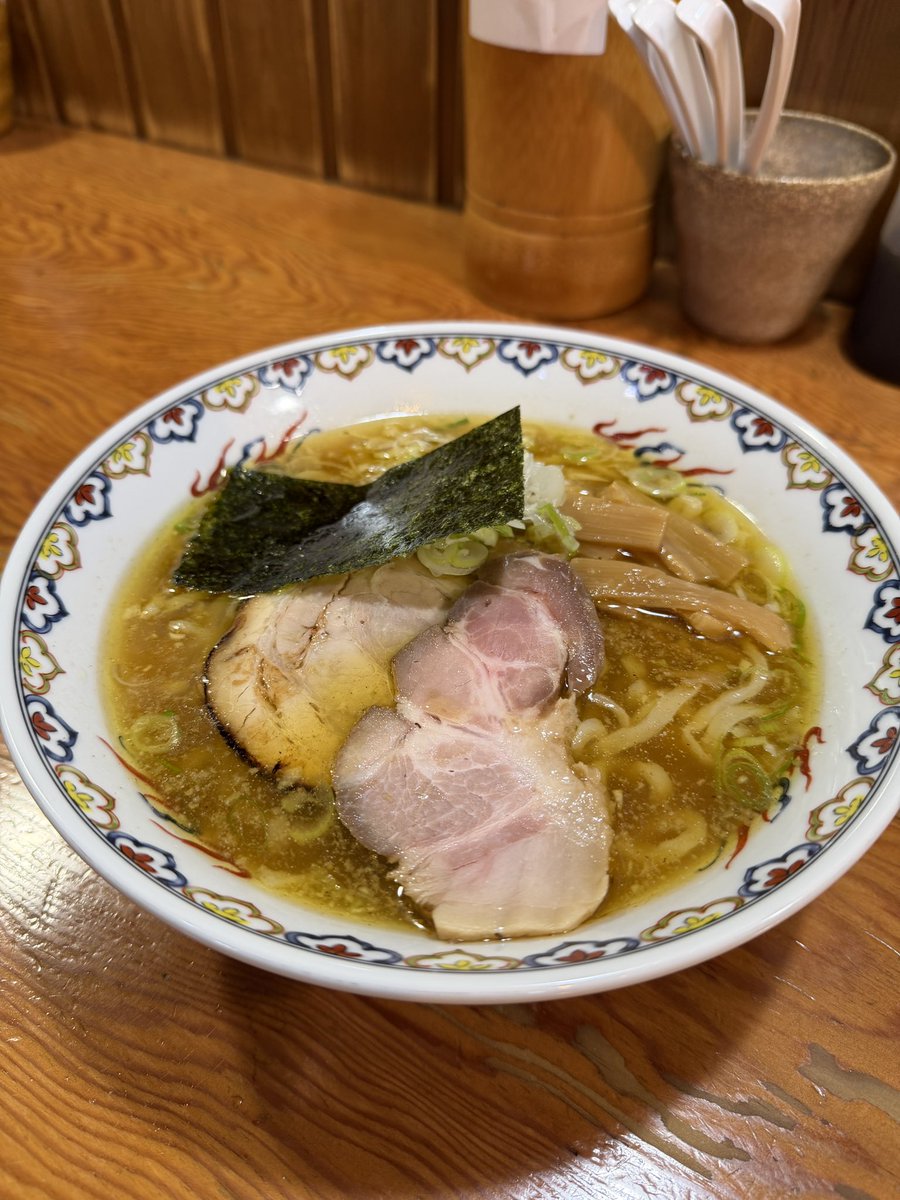 ramenkonya's tweet photo. おはようございます
5日(日)11:00〜通常営業いたします
定休日前になりますのでよろしくお願いします https://t.co/mRRrhxaXdM