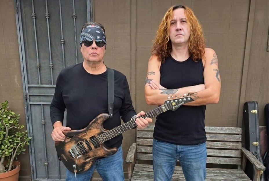 ManuscritoMetal's tweet photo. Fabiano Negri é escolhido por Tracy G, ex-guitarrista de Dio, para assumir os vocais de seu novo projeto. https://t.co/zhegkpCRDN