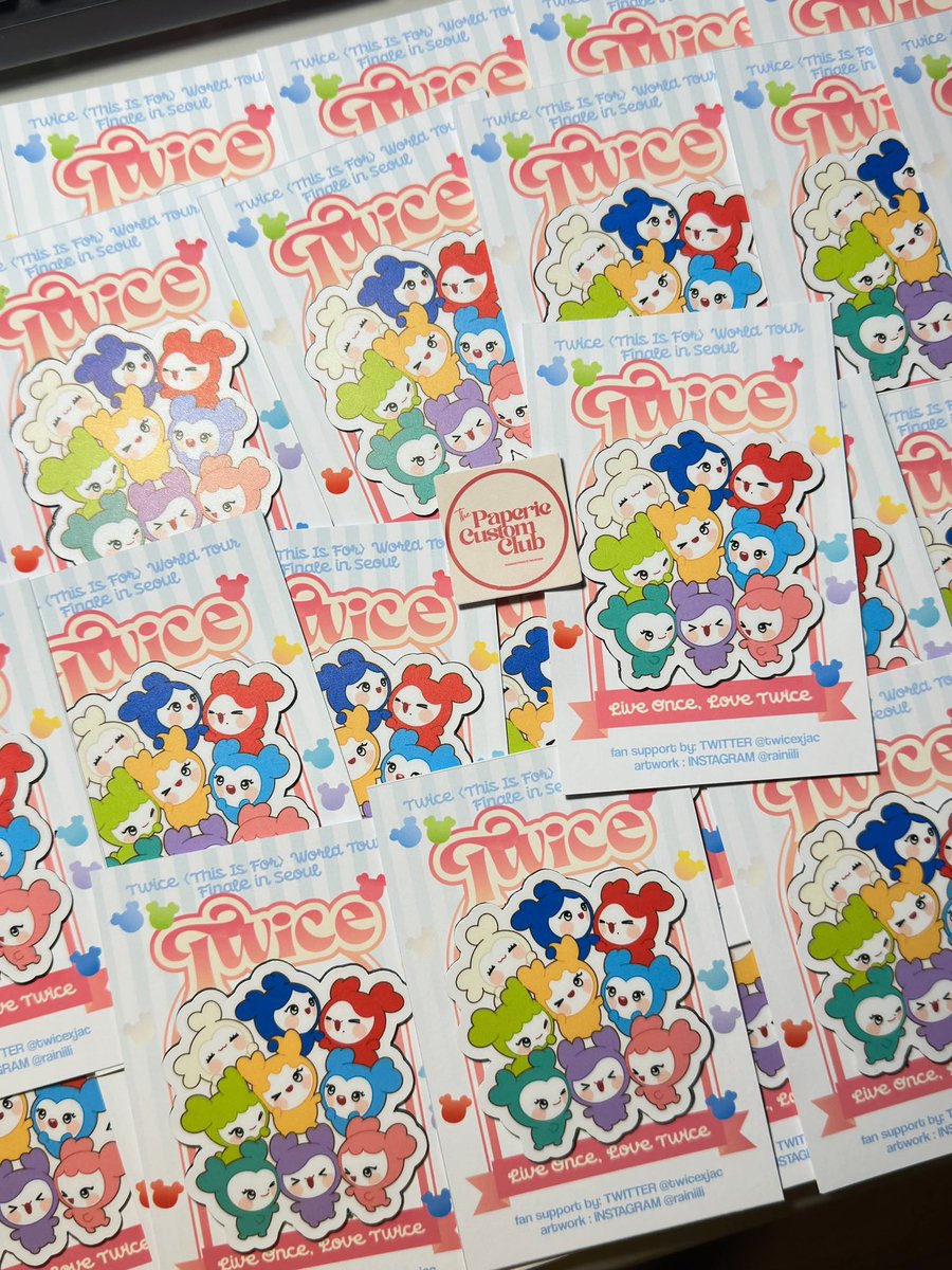 twicexjac's tweet photo. A little look at the freebies! 🥰🍭

I'll be giving out these freebies at the concert. Hope to see you there! 💕 

#TWICE_THISISFOR_WORLD_TOUR https://t.co/0iA6Jj2HpX