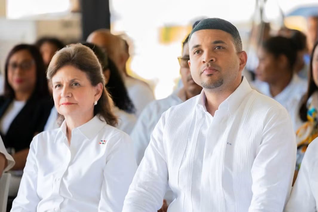 Gobernacion_EP's tweet photo. La gobernadora provincial de Elías Piña, Migdaly De Los Santos Jiménez, participó en el acto de lanzamiento de Campo Joven 2.0, una iniciativa del Ministerio de la Juventud desarrollada en coordinación con el Banco Agrícola de la República Dominicana. https://t.co/ipGlZIwVOg