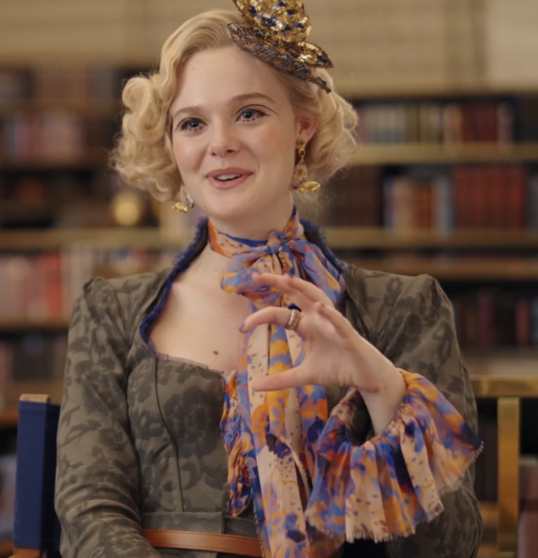 thngergames's tweet photo. ver elle fanning interpretando effie trinket vai mudar vidas https://t.co/R4yM2m5XhY