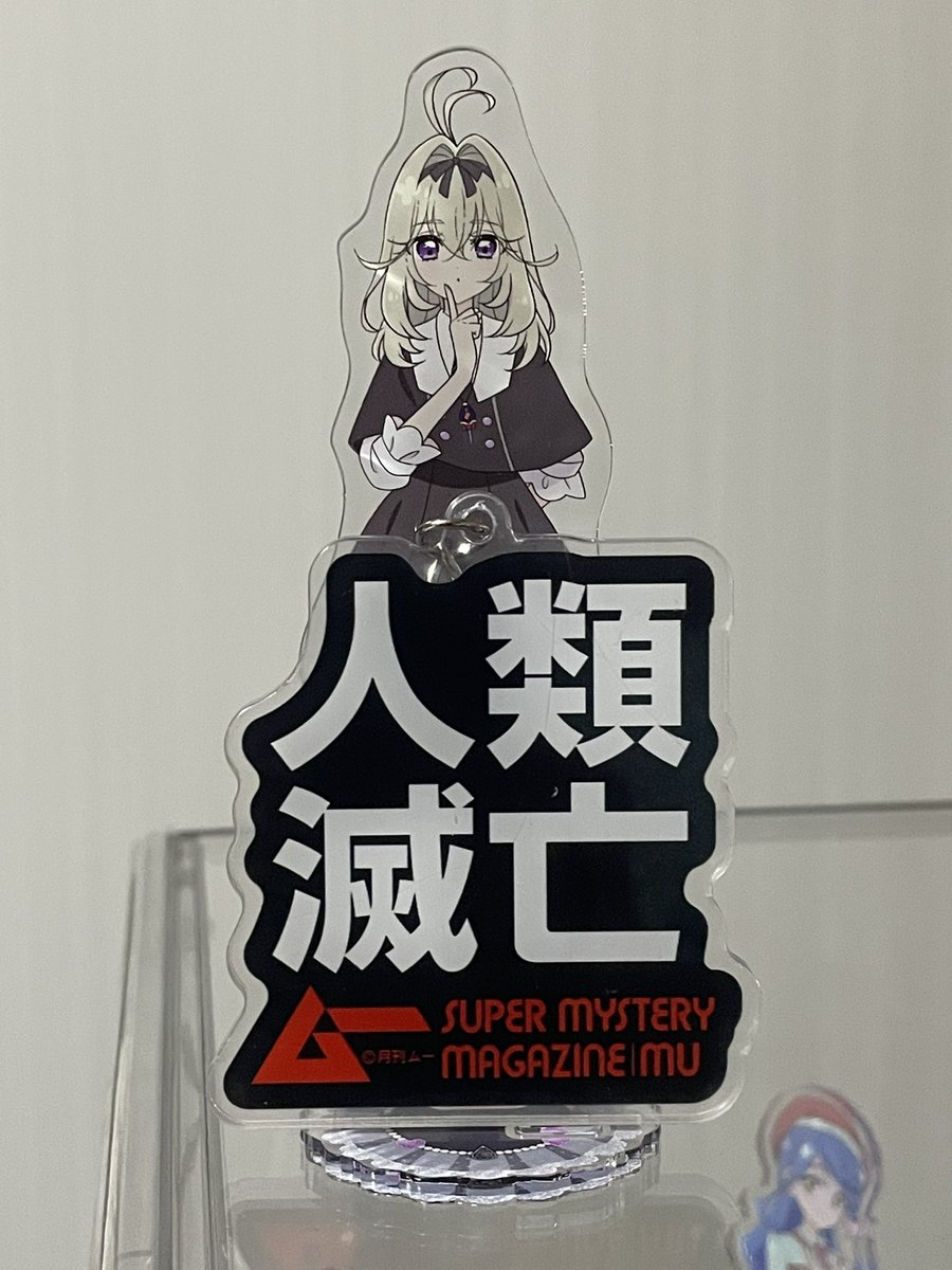 munii0621's tweet photo. 公式でムーコラボ果たしたからこの組み合わせに説得力出てきた https://t.co/dbuZvrT58Q