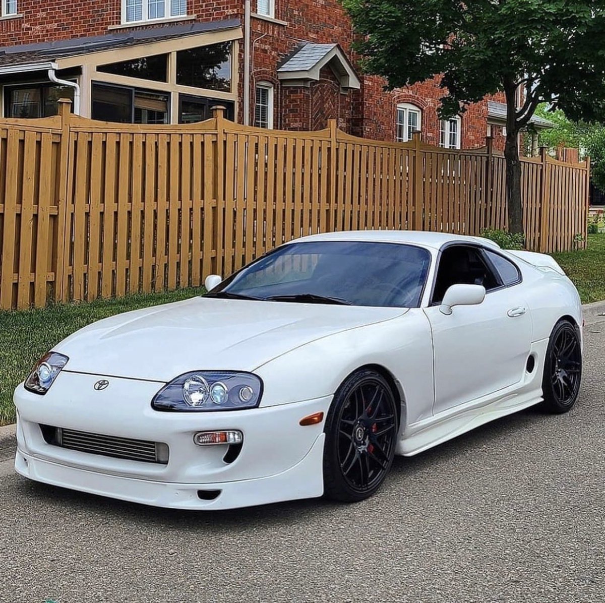 SupraVaultx's tweet photo. Clean MK4 Supra https://t.co/MnVR7ZT7Bv