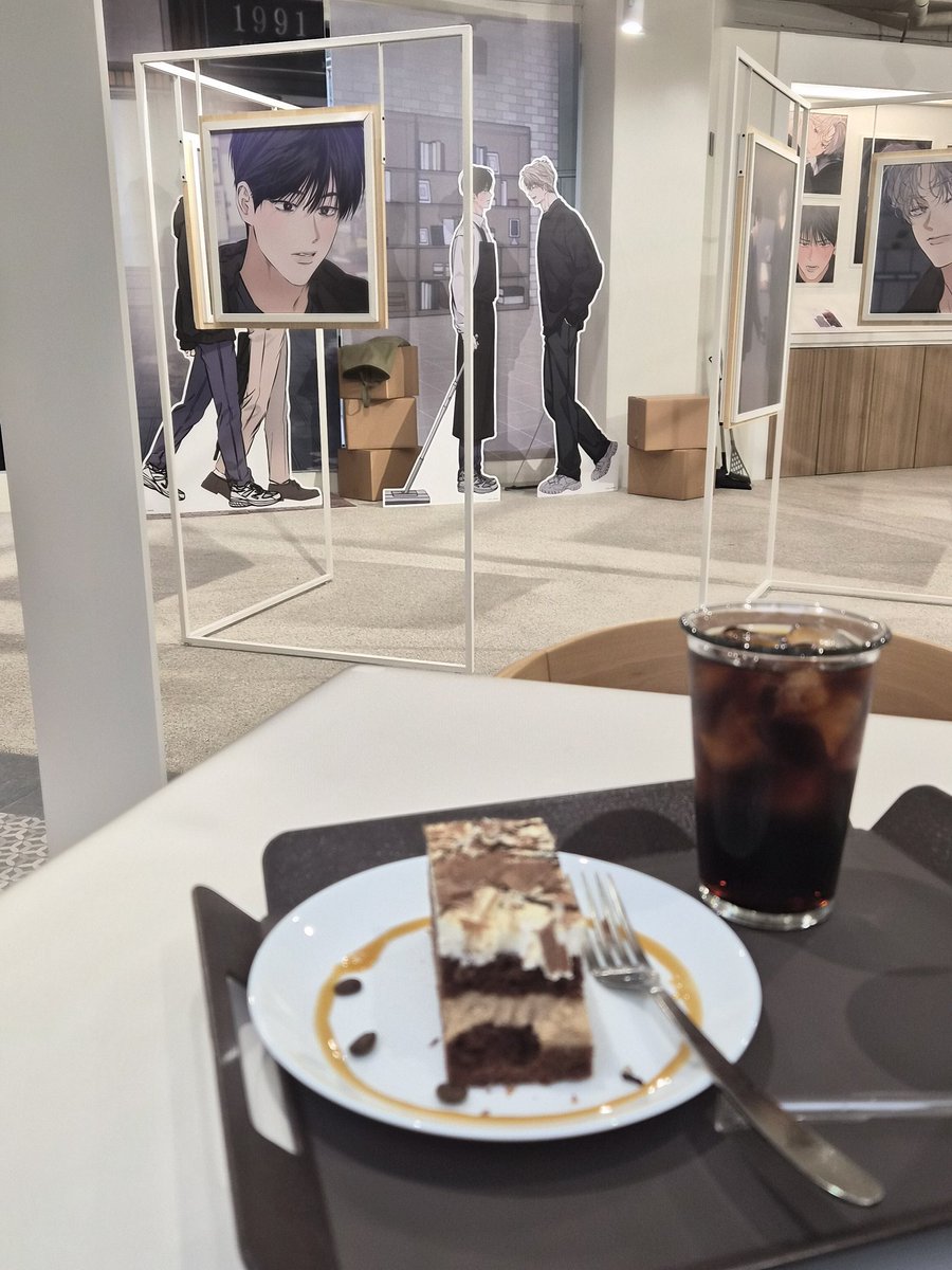 Ahwi96's tweet photo. #스비하 #김건수 #모펀 #콜라보카페 https://t.co/hCpNugpaGV