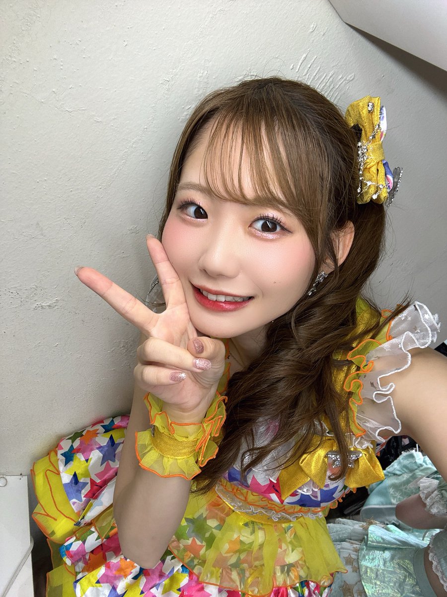hima_heymommy's tweet photo. おはよー！
ひまこ生誕どきどきどき💛💛

チケット12時まで前売りげっとできるのでぜひっ🙆🏻‍♀️
https://t.co/2KUovzXAY6 https://t.co/Af81rqverF