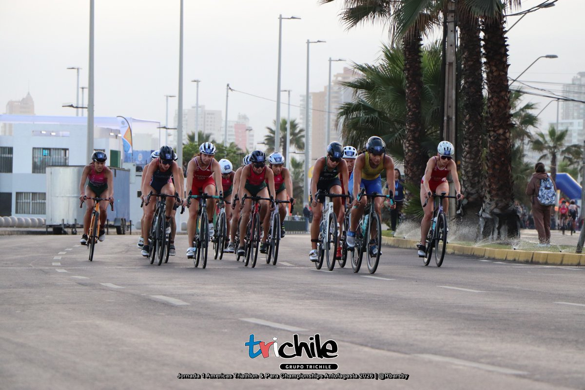 Trichile's tweet photo. 🇺🇸 Estados Unidos y 🇨🇦 Canadá dominaron la primera jornada del 🏆 Campeonato Panamericano Antofagasta 2026 🏖️

#CoberturaTrichile #TrichileNews #AmericasTriathlon&amp;ParaChampionshipsAntofagasta https://t.co/XqTgW6d6rp
