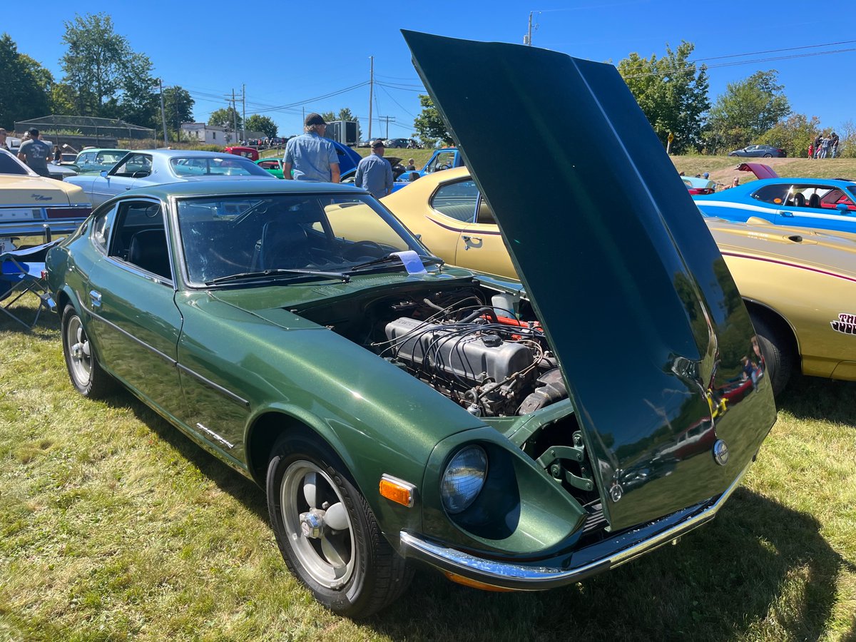 caroftheday 1973 Datsun 240z, 6 cylinder, 4 speed manual shift