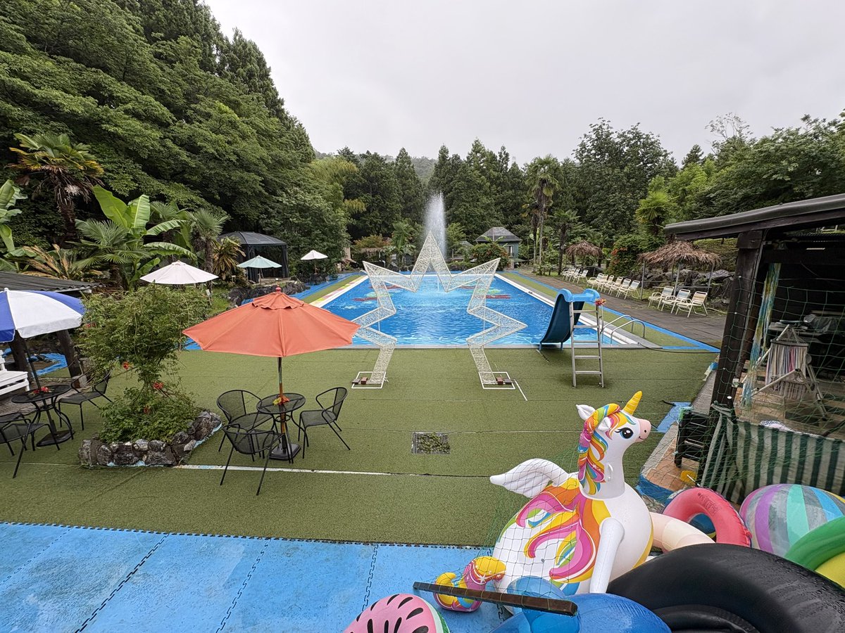 disk_cam's tweet photo. 雨止むのを祈って城山来た🙏
写真集用の撮影だからマジ頼む🙏 https://t.co/R6D1GPQDtr