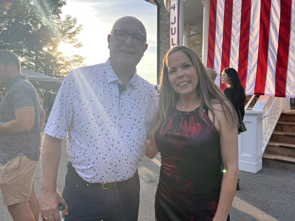 LichTamara's tweet photo. It was an honour and a pleasure to attend the 4th of July American Independence Day celebrations at the Ambassador’s residence in Ottawa.  I had the opportunity to speak with Ambassador Hoekstra and thank him, the President, and the American people for their heartfelt support throughout the Freedom Convoy and ever since. 
@ChrisBarber1975