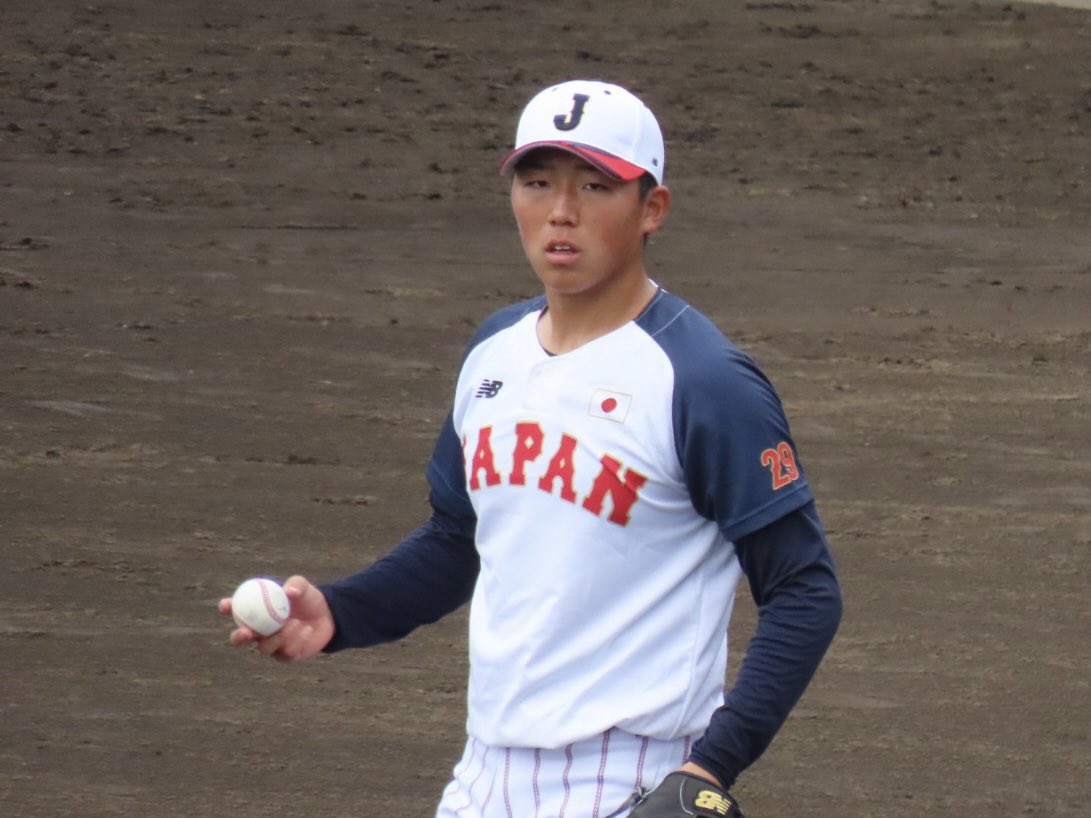 RT_DHJYGD's tweet photo. 侍ジャパン大学日本代表直前合宿🏟️ENEOSとの練習試合⚾️9回にタイムリーを打った法政の境くん🤩同じ法政の井上くんと共に🥳井上くんはバッティング練習でかなりいいスイングしてたし、守備でも積極性が出て来た感じでよかった👍 https://t.co/1aPSUwY5NK