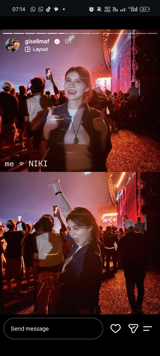 eclipwzers_'s tweet photo. setelah denger suara di exc, sepertinya ini di fotoin oleh sang pacar🥰

waktu itu icel nemenin rony nnton idolanya (bryan adams), skrg rony nemenin icel nnton idolanya jg (niki), lucunyaaa pasangan muda ini🩷 https://t.co/JrQL2OO96x