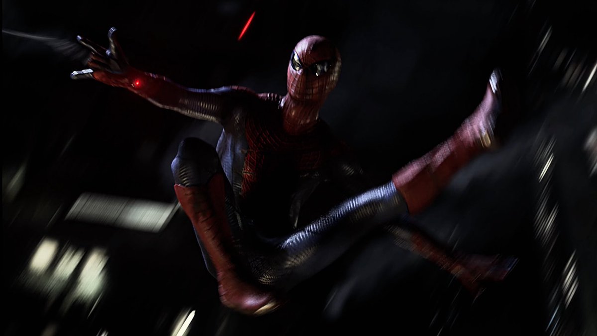 murdockswifey's tweet photo. this whole sequence in tasm where the city steps in and aligns the cranes to help peter reach oscorp in time still gives me instant full body chills upon every rewatch even 14 years later 🕷️ such pure unadulterated cinematic poetry https://t.co/zhMjNv6Fn5