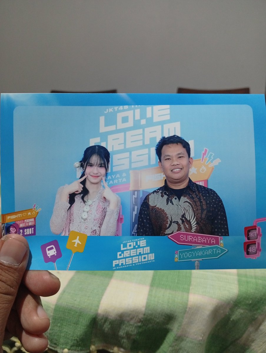 Ejweyy's tweet photo. Terima kasih dedek 😊

#JKT48Love 
#StageOfLove 
#JKT48TheaterSementaraDIY https://t.co/5Upa92W48P