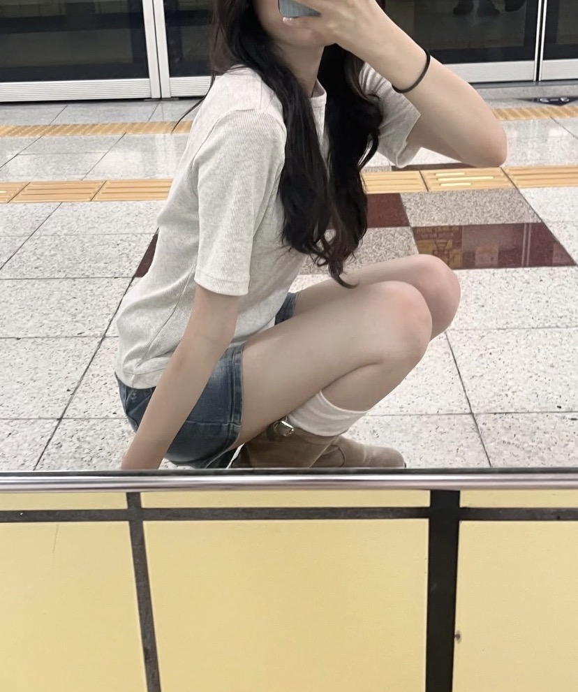 LNPS7K's tweet photo. 札幌住みの人で今せフいないよって人は問答無用で❤お願いします🥹 https://t.co/wKAuJ1RXUi