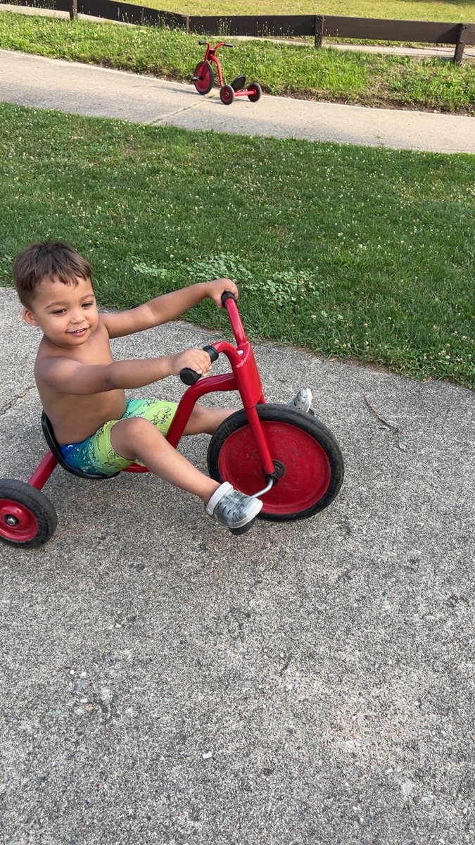 KeepItSmooth_'s tweet photo. What a great start to a fun filled 4th of July weekend with my family 🥰❤️🤍💙 #happy4th 🇺🇸🎆 https://t.co/Da2uKHPSVh