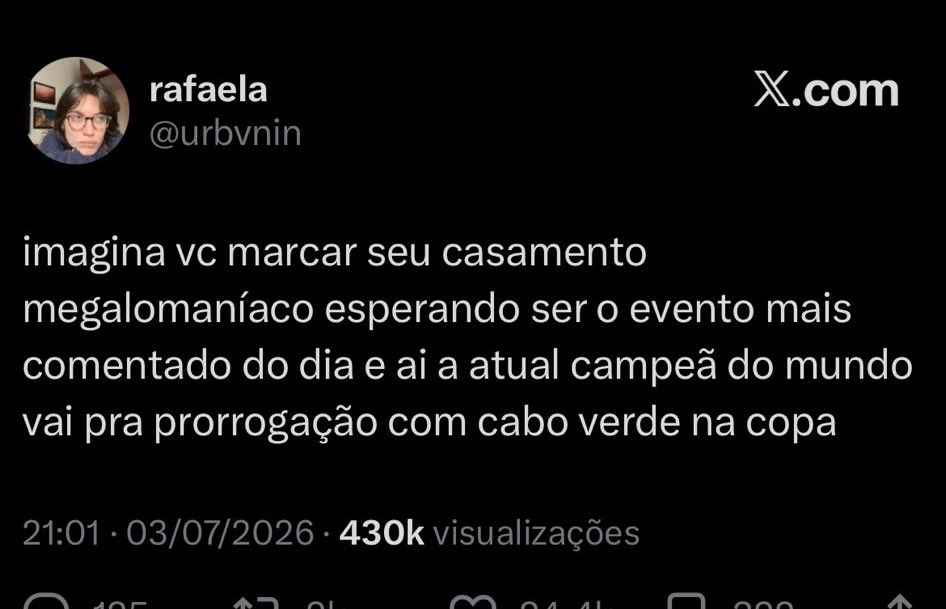 bejeweledroty's tweet photo. ué gente mas a rafaela que trabalha pra quem tem condenação de racismo nas costas não AFIRMOU que o assunto mais comentado do dia era a copa do mundo? rs https://t.co/wy8aG1ER6e