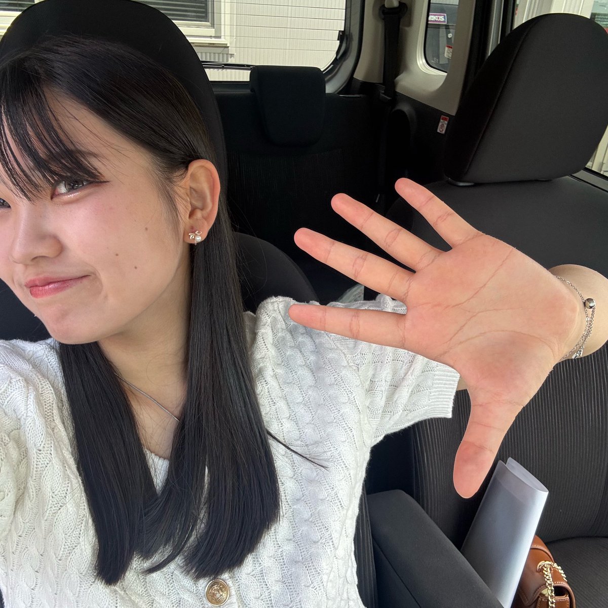 onemucha__'s tweet photo. ついに自分の車を納車したの~🚗
安全運転で行きたいと思います＾＾ https://t.co/RW38E7t860