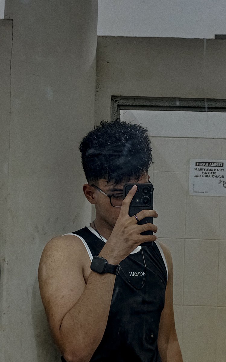 SiNanda404's tweet photo. Kapan ya jadinya
#gym https://t.co/emmSjFMBV3