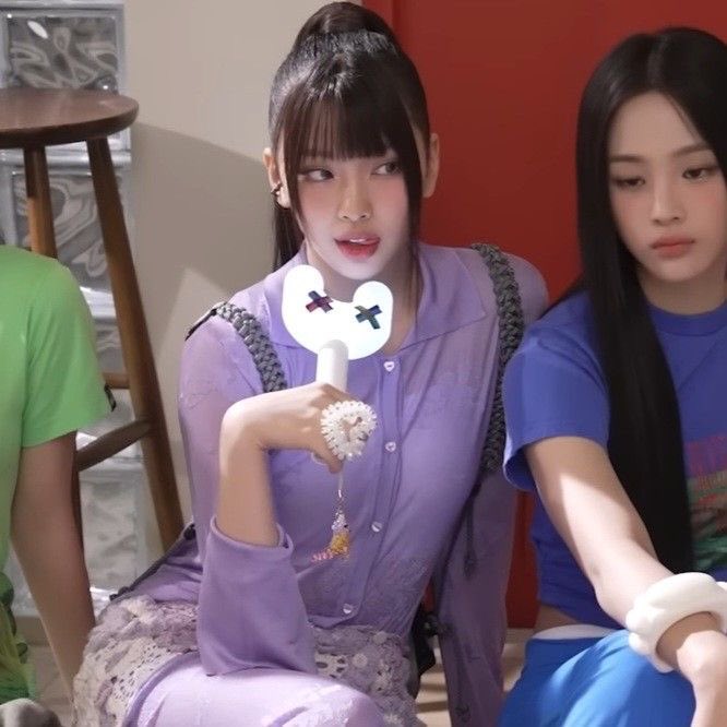 evermiu's tweet photo. the Daphne Hyein tether is Too strong... https://t.co/MUjkRmRDeW