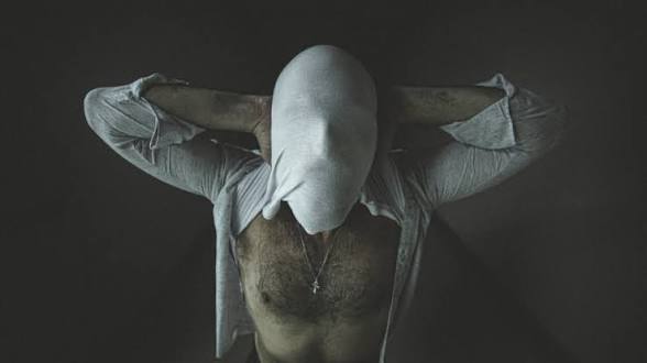 _LeonSoler's tweet photo. Hoje foi dia de 'Hamlet 16x8'
Teatro Sérgio Porto/RJ
Rogério Bandeira grandioso, trazendo toda a potência da obra de Augusto Boal pra cena. https://t.co/zwrtKoaj6D