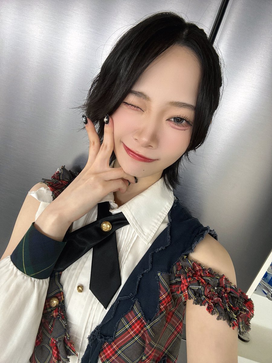 kohina_narita's tweet photo. 日曜日！みんななにする予定？？
雨だけど1日笑顔で一緒に過ごそう😽🖤 https://t.co/JBHeaNguTb