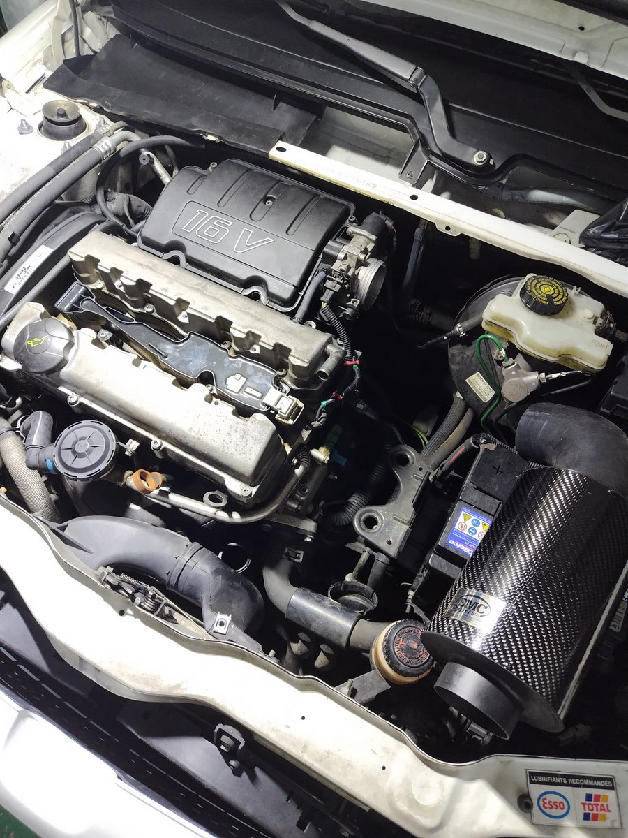 BeeHero0411's tweet photo. この車バラそうと思ったら無限に工具いる https://t.co/FUB0Jk8MrW