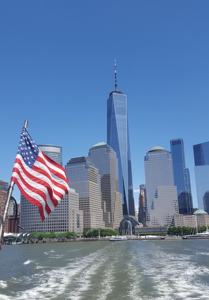 ALawRadio's tweet photo. My heart is true to the red, white and blue.❤️🇺🇸 #America https://t.co/Etxxk2JwQm