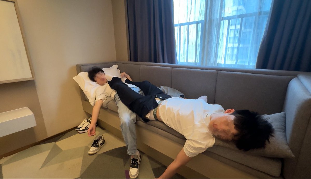 zx_baiwa's tweet photo. 又到了最喜欢的叠叠乐时间。 https://t.co/AuJsFBOgM4