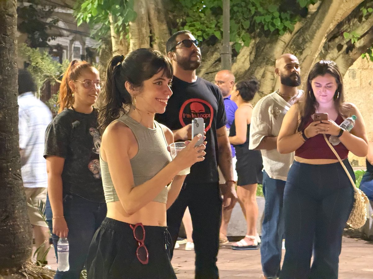TurismoRD's tweet photo. ¡Pero esto no termina aquí! MACHÉ MACHÉ nos trae salsa para recibir el primer sábado de julio con ritmos caribeños. ¡Nos vemos a las 9:00 pm en el Parque Duarte! 🎉
🗓️Hasta el 30 de agosto.
#DalePaTuCiudadColonial
#Turizoneando #CiudadColonial #TurismoEnCadaRincón https://t.co/dt9qk3BglN