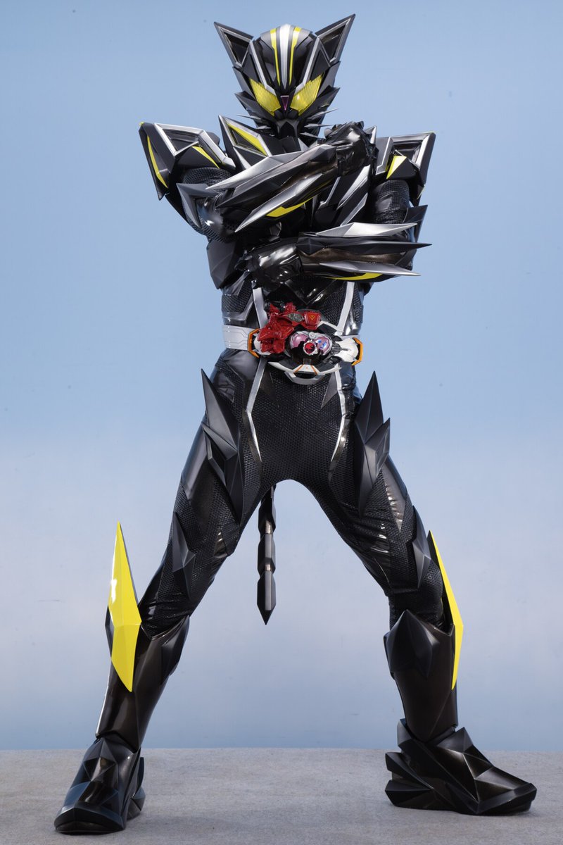 eiga_natalie's tweet photo. 「仮面ライダーマイス」のモチーフはネズミ！猫のライダーも2人登場

🐭ゼッツに続いてベルトは胸に、卵型アイテムで変身
🐱赤い猫はマオウ、黒い猫はリド

https://t.co/sVSVuwKCHF

#仮面ライダーマイス https://t.co/AckXlNOcPF