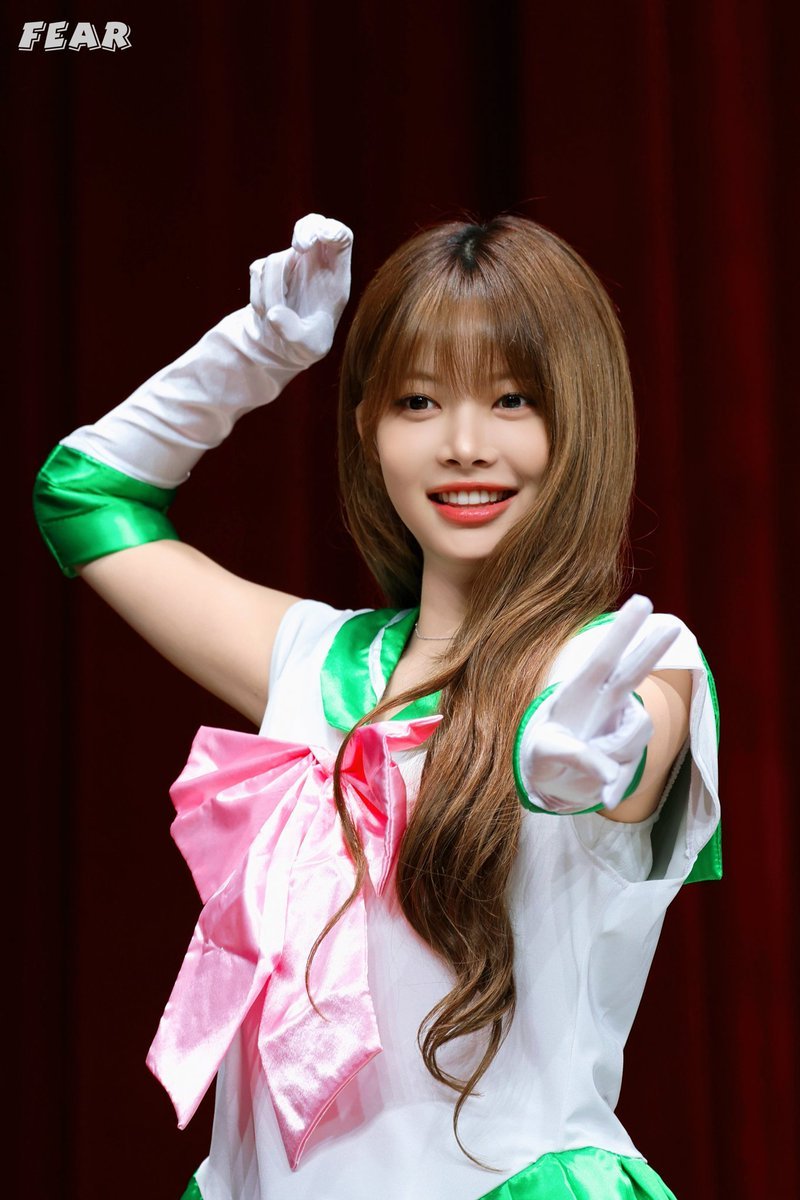 kcwwife's tweet photo. Sailor moon Eunchae, the collab I didn't know I needed https://t.co/1To8TOCUtO