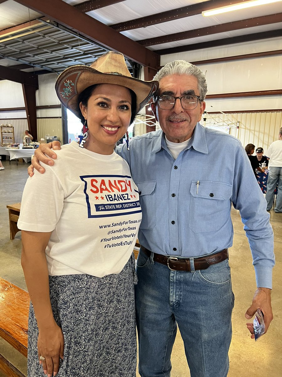 SandyForTXHD28's tweet photo. Happy 4th of July🇺🇸! Wishing y’all a safe and happy holiday filled with food, fireworks, and family! ❤️🤍💙

#4thOfJuly #HappyIndependenceDay #America #CommunityFirst #HD28 #PeopleOverPolitics https://t.co/TaetnLA79a