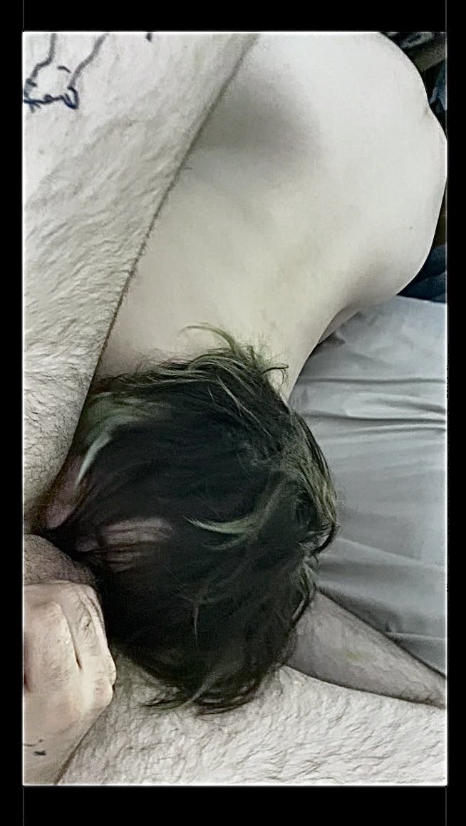 mutt_hon3y's tweet photo. wow yall ate that up 😳 heres another link 💕 https://t.co/wWmtXWSxl2 https://t.co/J0F3u9IWyJ