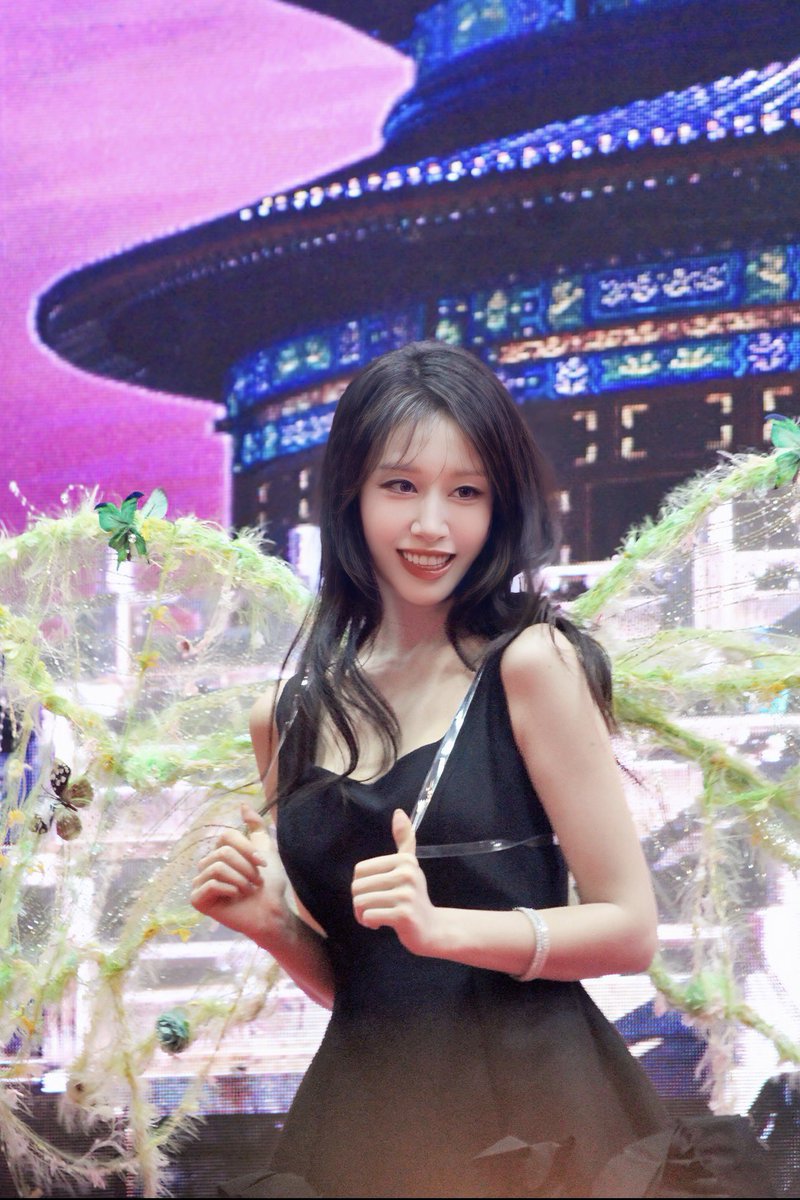 HolyZk's tweet photo. 260704 - PJY Beijing Fan meeting 🖤 (5)

#Jiyeon #PARKJIYEON #티아라 #TARA https://t.co/dFIOkkJ3Hb