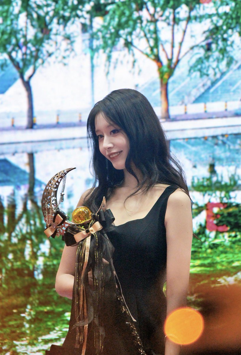 HolyZk's tweet photo. 260704 - PJY Beijing Fan meeting 🖤 (5)

#Jiyeon #PARKJIYEON #티아라 #TARA https://t.co/dFIOkkJ3Hb
