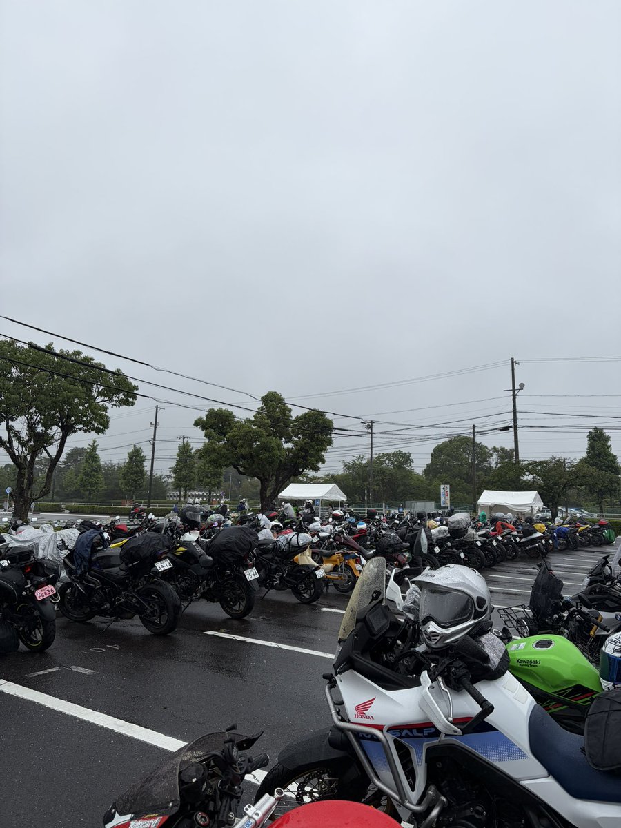 ninja40021's tweet photo. 初の8耐来た！ https://t.co/MkOJrnVJWR