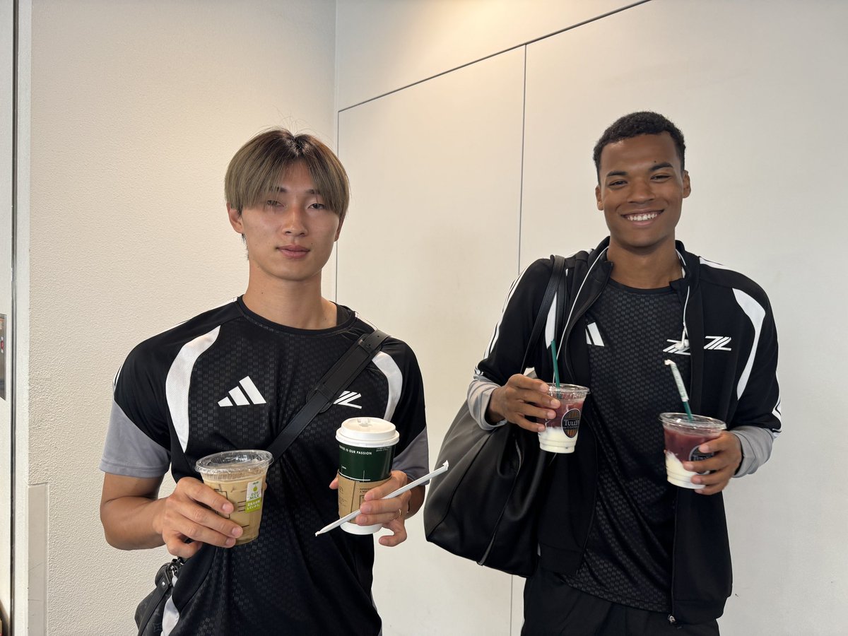 FcMachidaZelvia's tweet photo. 🔷青森キャンプスタート!!🌞🍎
 
初の青森キャンプに向けて出発✈️✨
いってきます!!✊

#FC町田ゼルビア #zelvia
#青森キャンプ2026 https://t.co/jOBZRMSupN