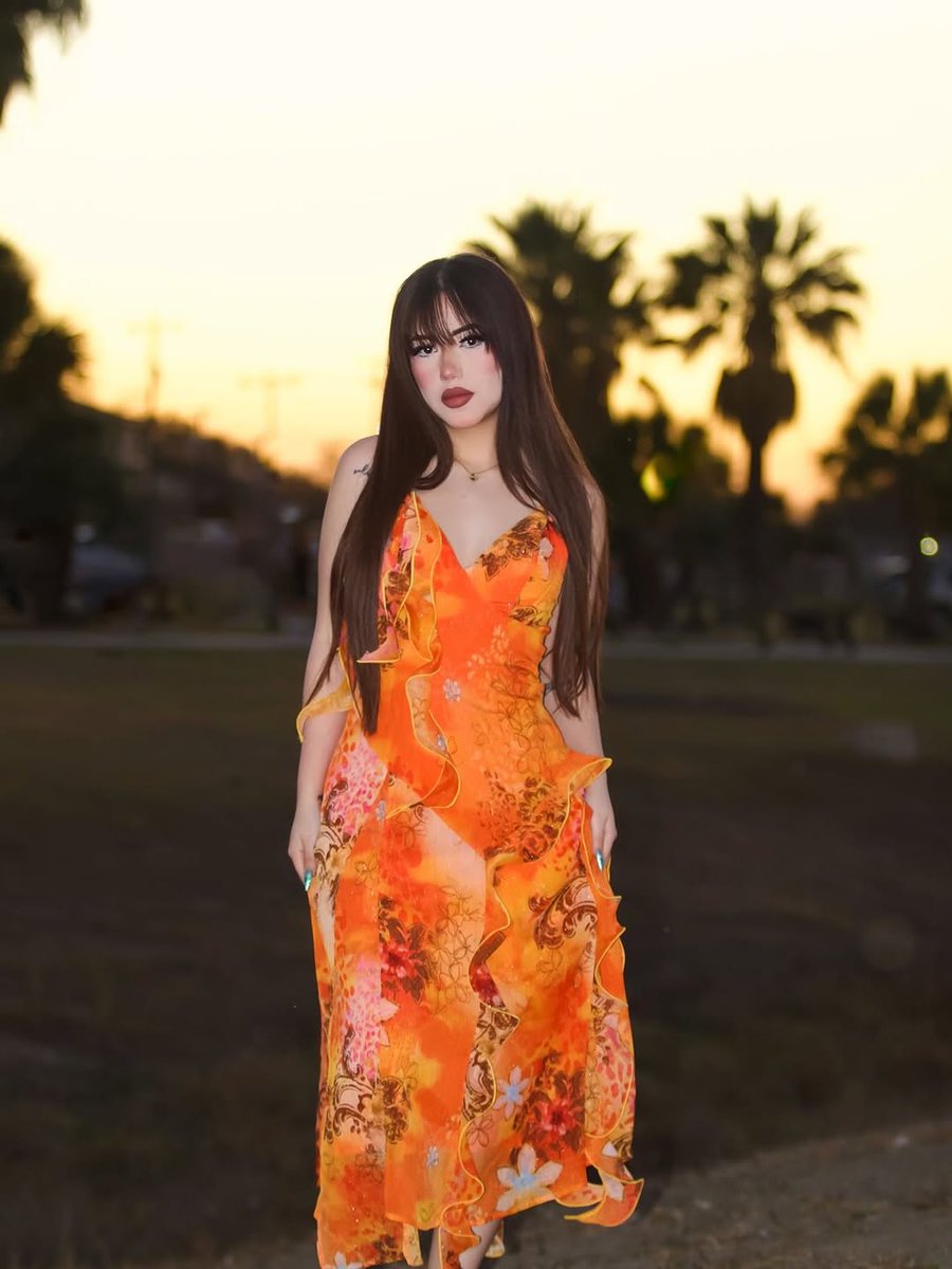 mechemua_'s tweet photo. Spring, you can stay 🌸
Search MECHE01 on  to discover more styles up to 90% off☀️🌱 https://t.co/IbvYwOvBZK