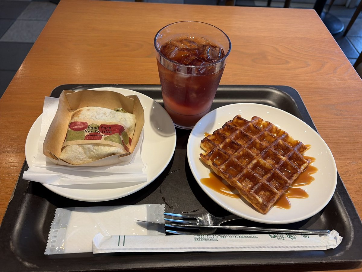 xasdx99's tweet photo. スタバのポークトルティーヤうますぎんだろ‼️🎾 https://t.co/VVctOQ2YKE