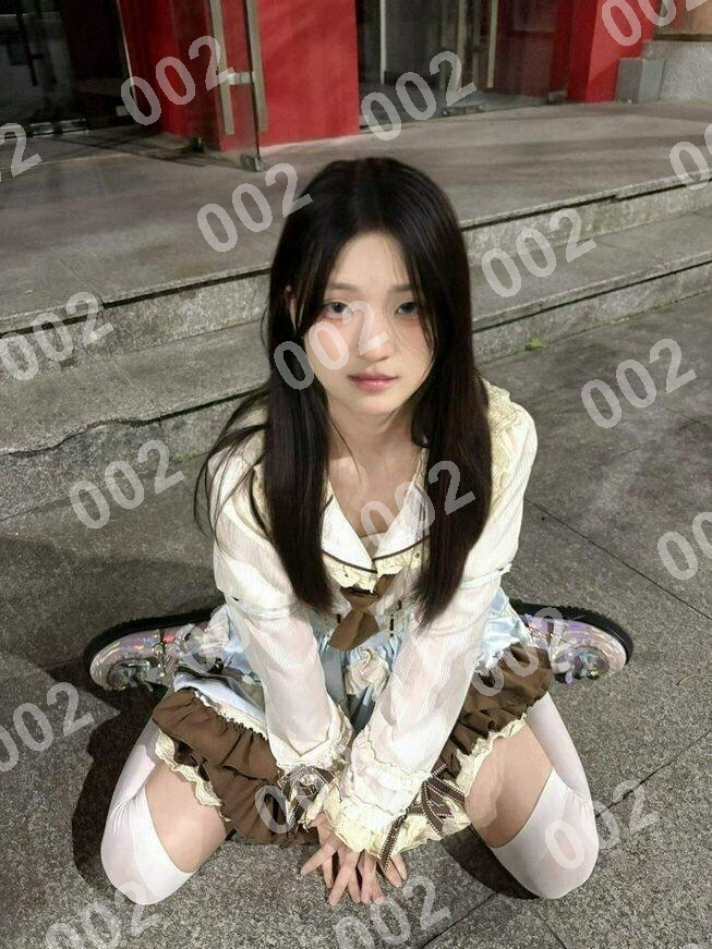 davidfoster2151's tweet photo. 👉助理@chunlibey
看上了请截图妹子便客服快速安排
厦门市同安区双溪钟楼法治同安文化广场
#厦门
#福建
我们的忧愁将会崩解，灵魂将会穿梭如风。 https://t.co/TKdEsiQUpn