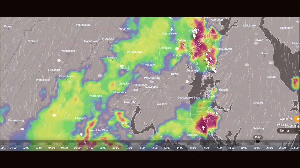 t_12151's tweet photo. BREAKING: The July 4 Freedom rally in DC is getting evacuated because severe weather is heading this way 

No word yet if the celebrations will start back up tonight. https://t.co/jiG7XOmkUt
