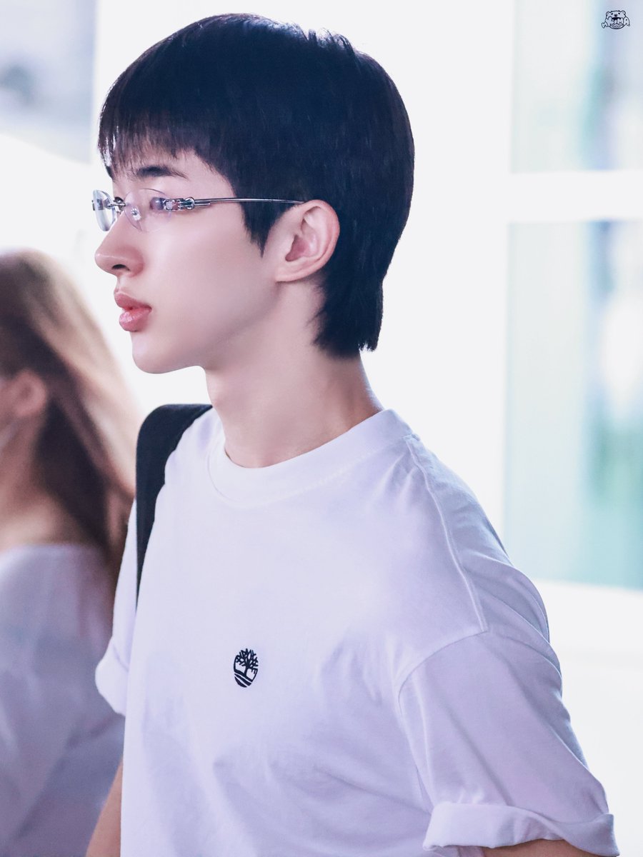 260705 ICN ARRIVAL お疲れ様🥺 #NEXZ #넥스지 #ネクスジ #TOMOYA